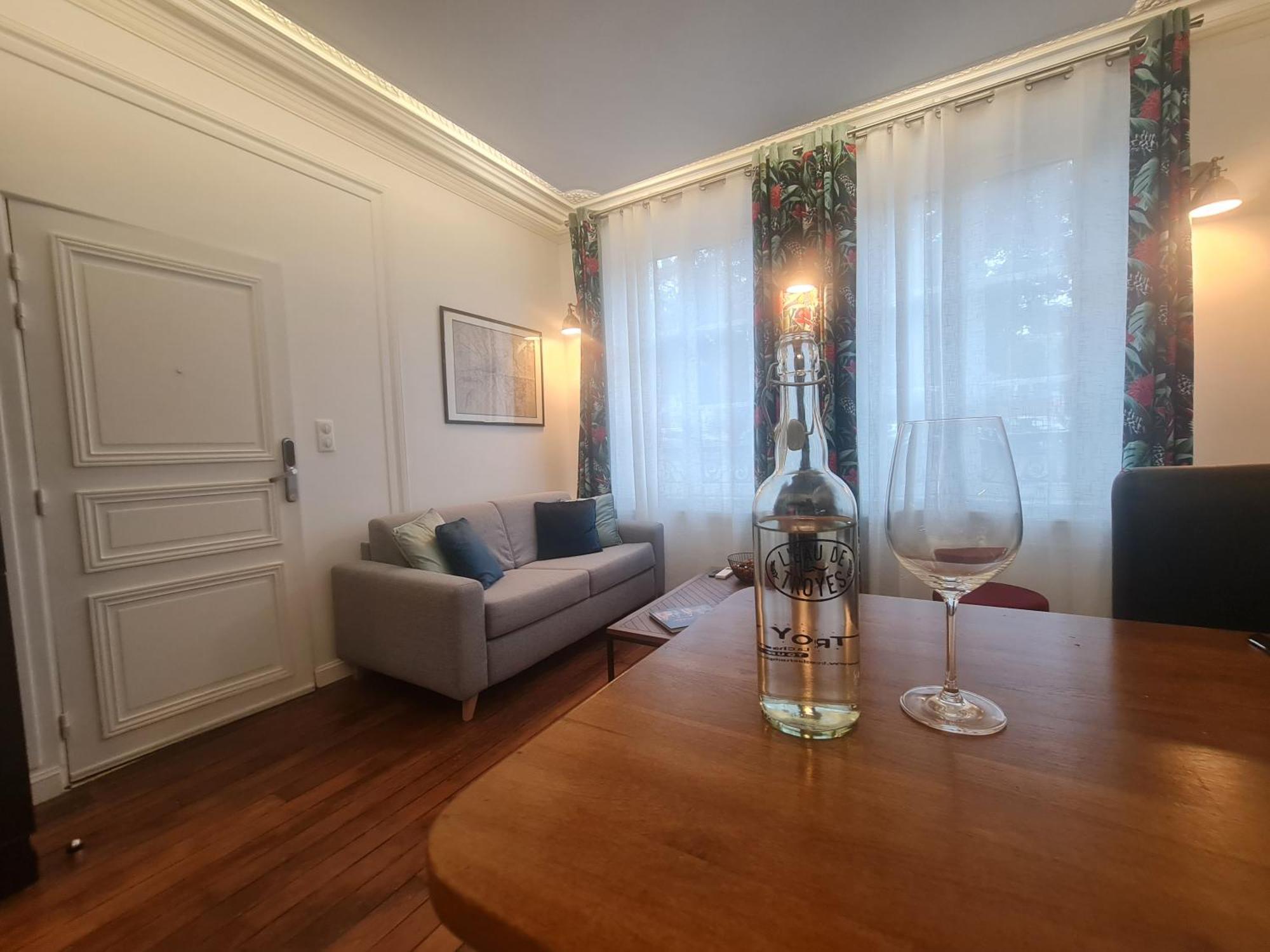 La Maison V.H., Appartements D'Hotes Troyes Buitenkant foto